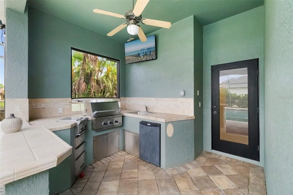Photo of 10411 WINDING STREAM WAY
