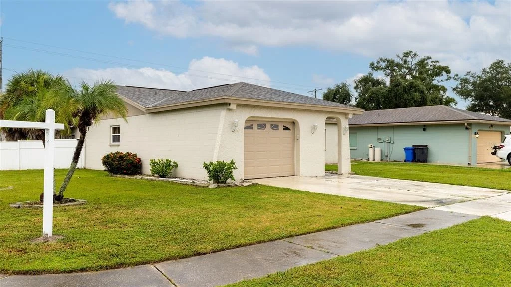 Photo of 4802 RIDGE POINT DRIVE