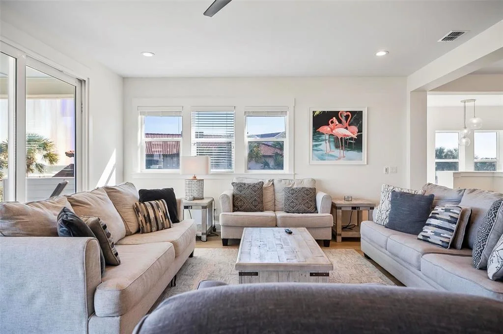 Photo of 200 SURFVIEW LANE