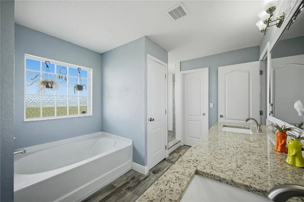 Photo of 6875 SE 11TH PLACE