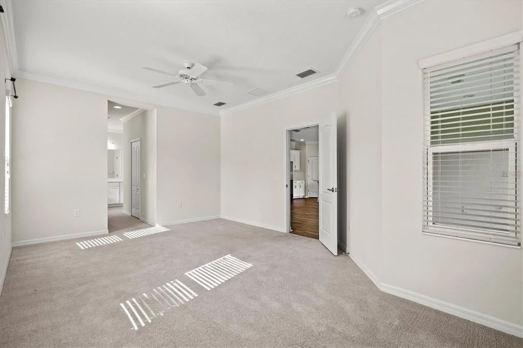 Photo of 128 AVENS DR