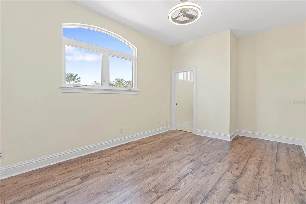 Photo of 3952 VERSAILLES DRIVE