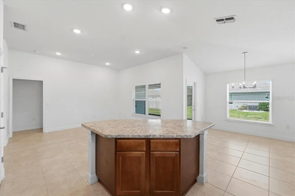Photo of 851 VIENNA DRIVE