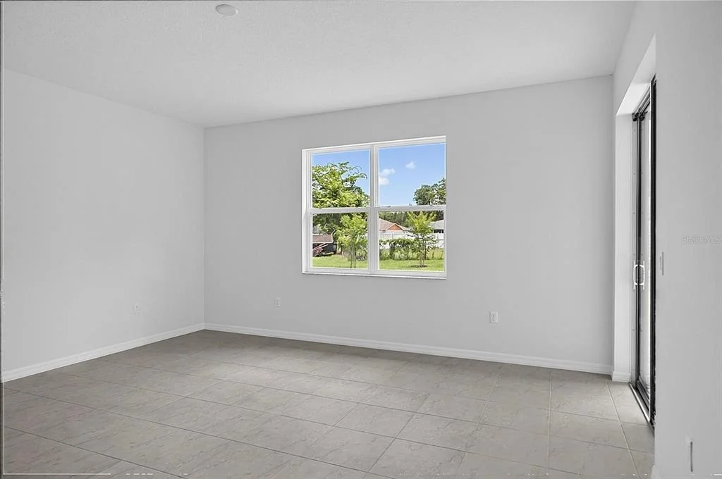 Photo of 10 PERSIMMON DRIVE