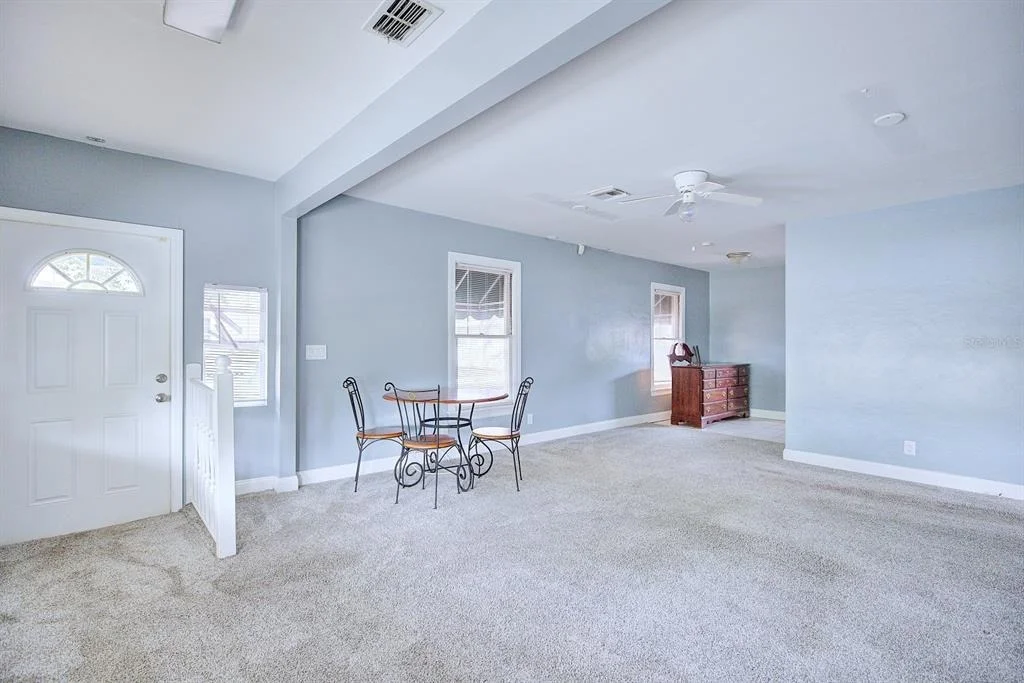 Photo of 121 BATES AVENUE SE