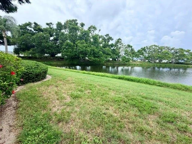 Photo of 950 WATERSIDE LANE