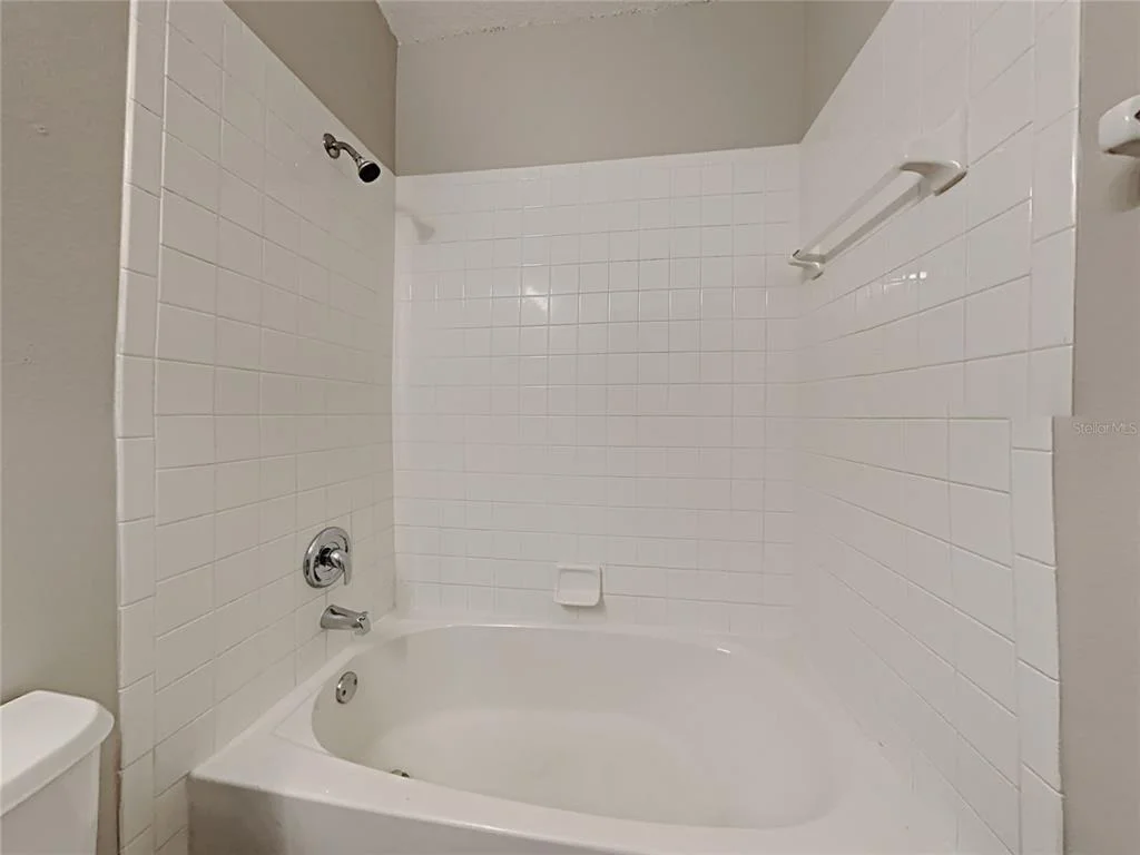Photo of 1604 CHATHAM CIRCLE
