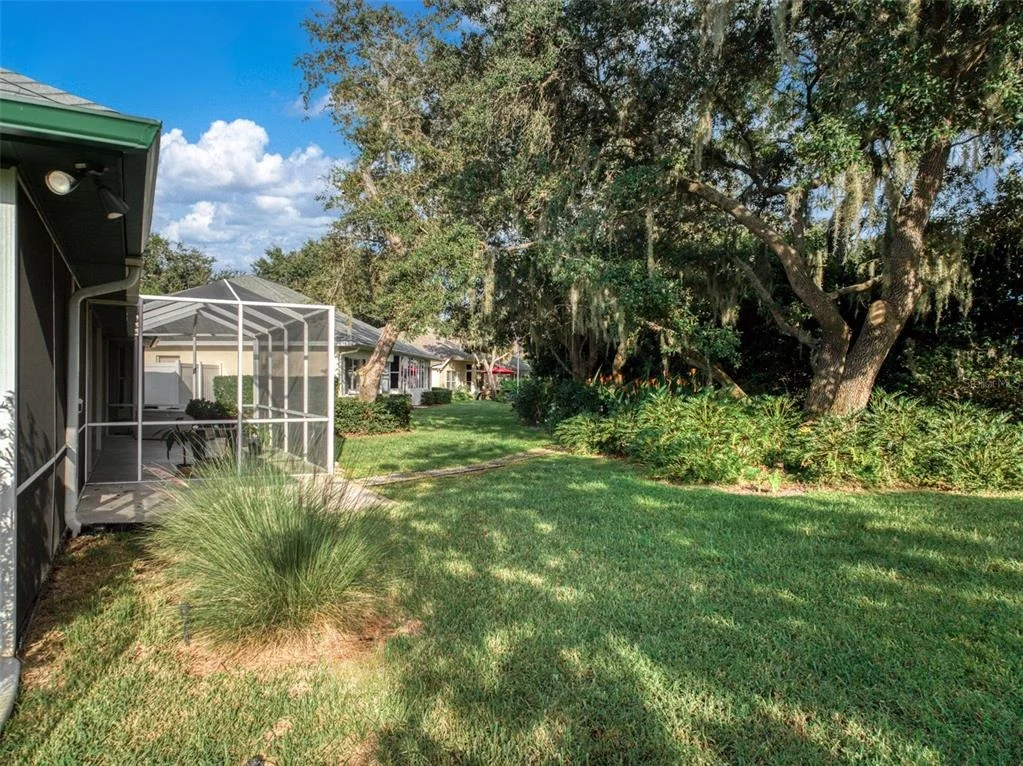 Photo of 5092 STRAFFORD OAKS DRIVE