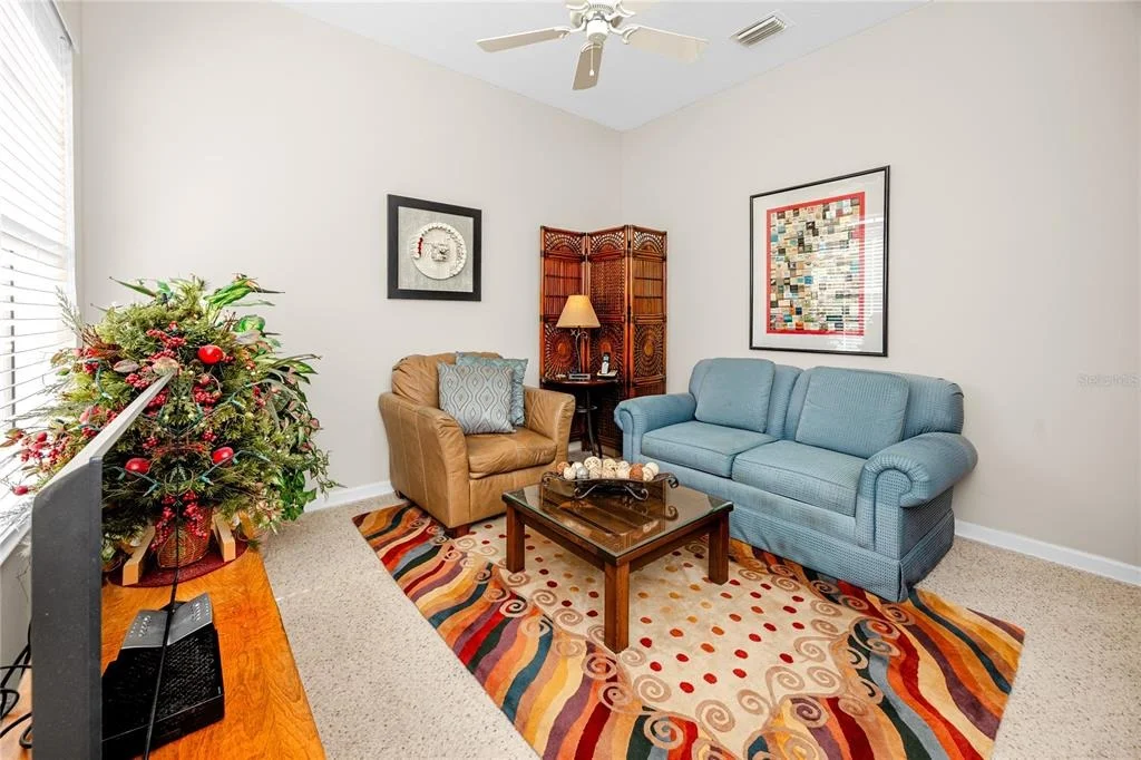 Photo of 894 LANTERN WAY