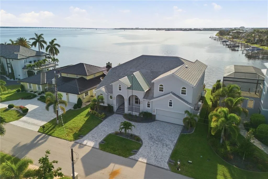 Photo of 2139 PALM TREE DRIVE