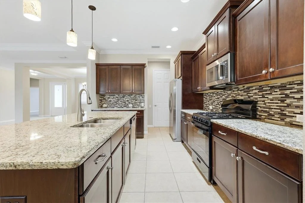 Photo of 640 HONEYFLOWER LOOP