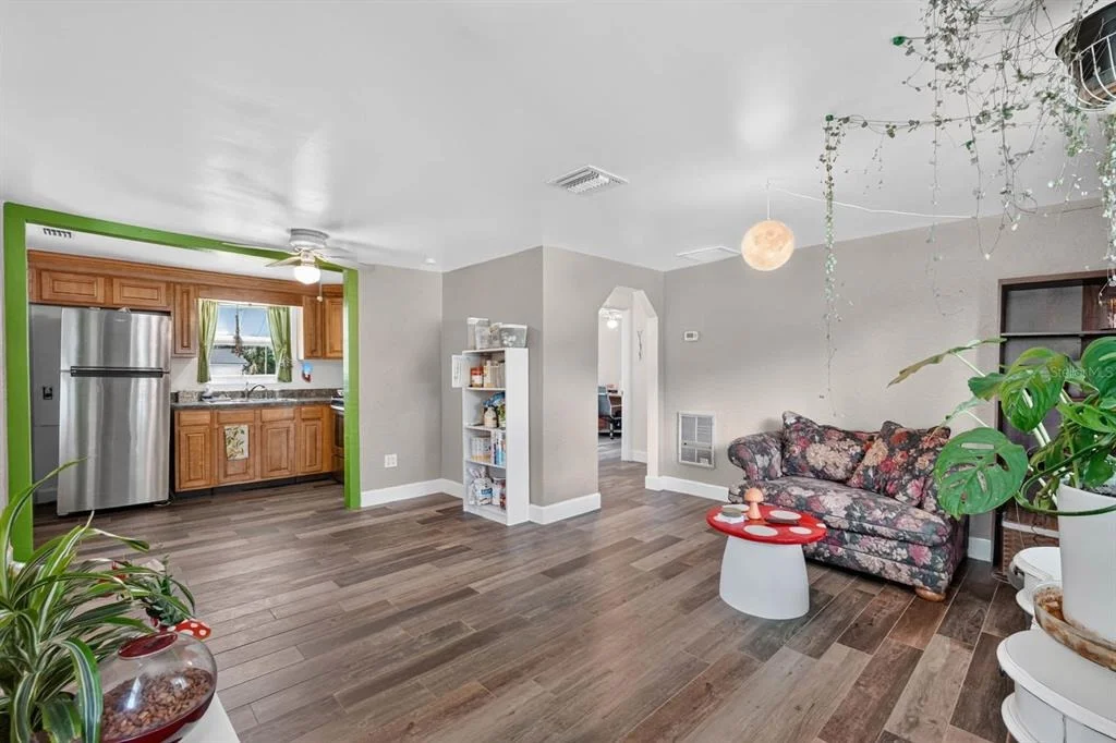 Photo of 277 DEBARY DRIVE