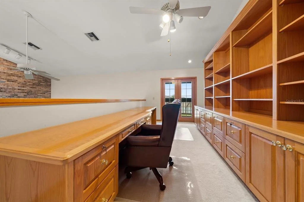 Photo of 220 HARBOR VIEW LANE