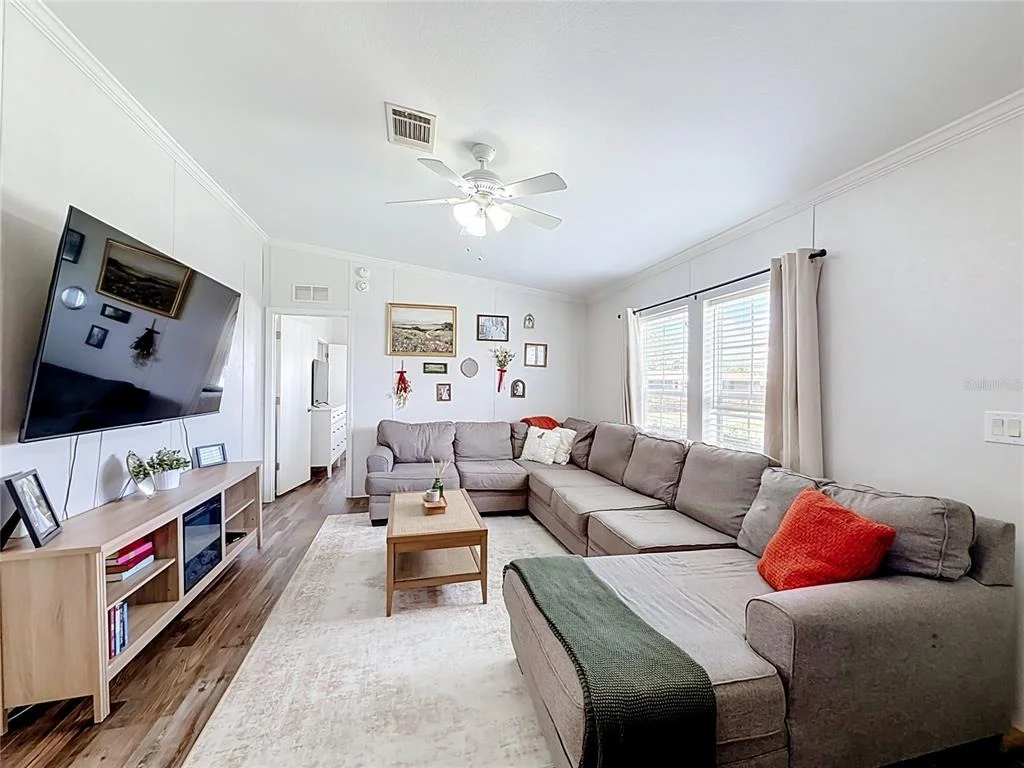 Photo of 25110 ALAMANDA DR