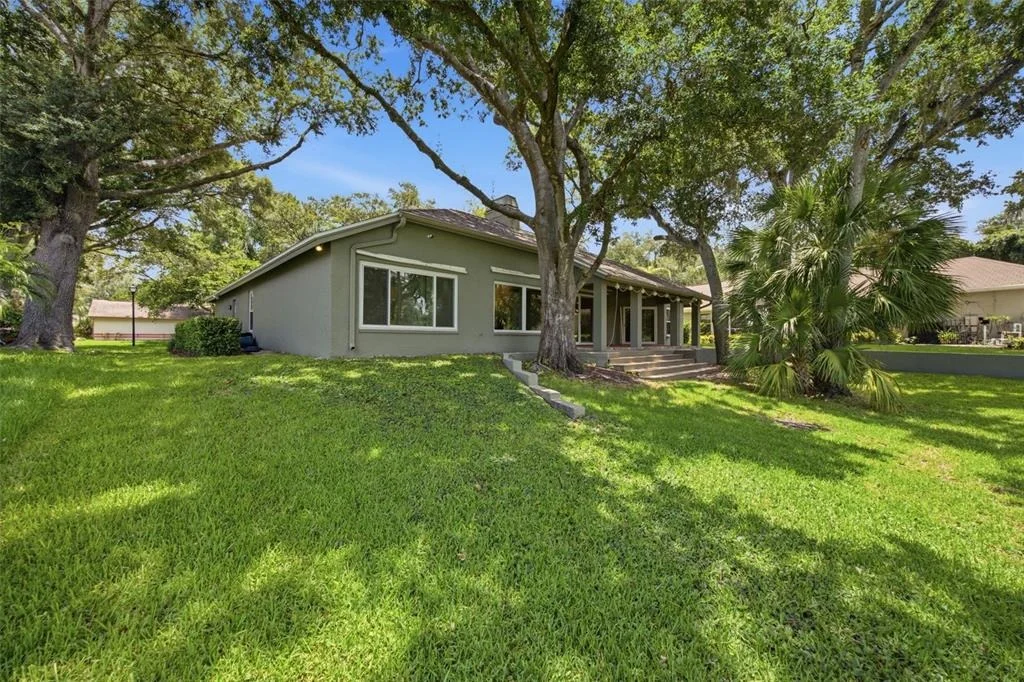 Photo of 16416 WINDSOR PARK DRIVE