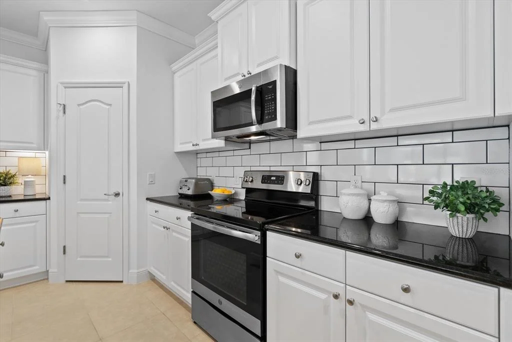 Photo of 7526 RIDGELAKE CIRCLE