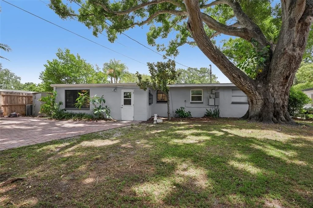 Photo of 2117 BARCELONA DRIVE