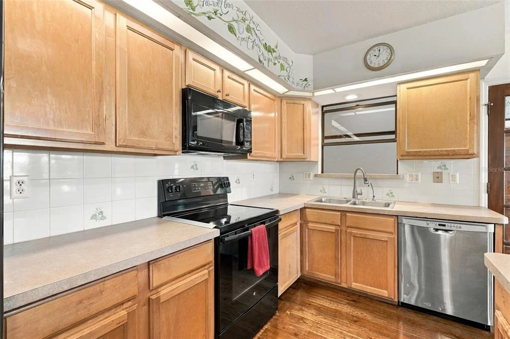 Photo of 310 HOWARD STREET