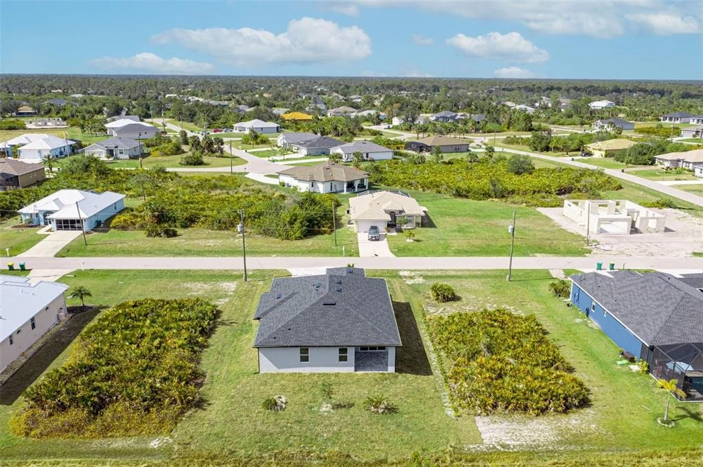 Photo of 384 BAYTREE DRIVE