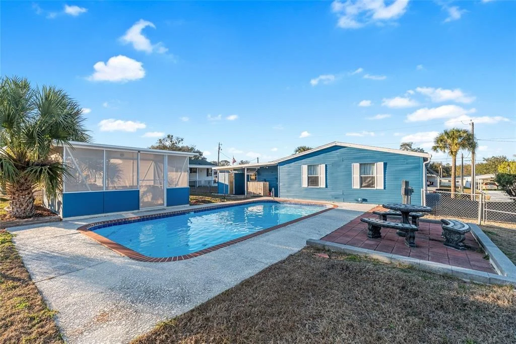 Photo of 6832 NE 3RD PLACE