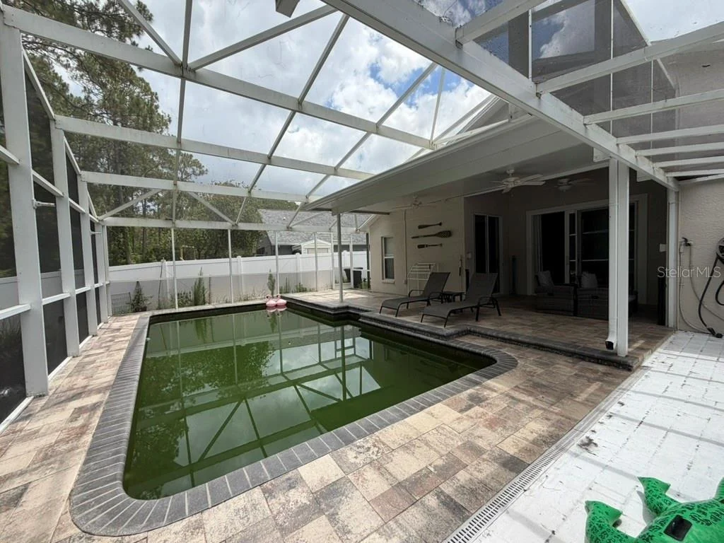 Photo of 13850 ROYSTON BEND