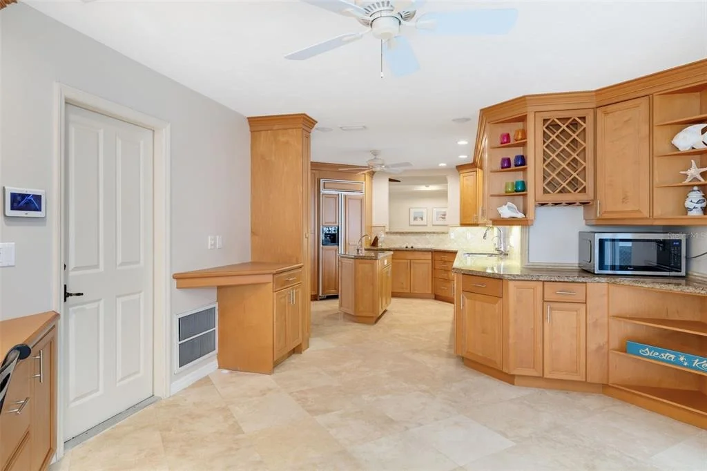 Photo of 565 COMMONWEALTH PLACE