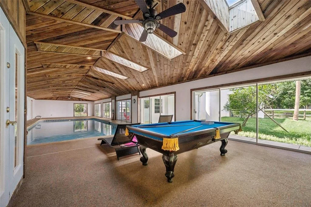 Photo of 21033 VIOLET ROAD