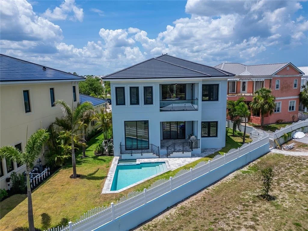 Photo of 6520 SIMONE SHORES CIRCLE