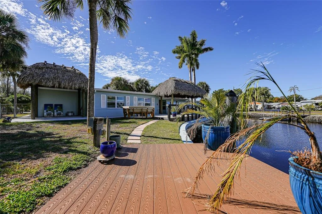 Photo of 8416 RIVERSIDE DRIVE