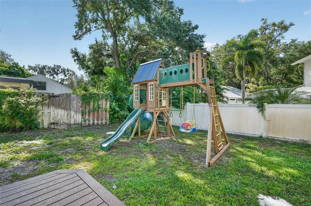 Photo of 6812 ARBOR OAKS DRIVE