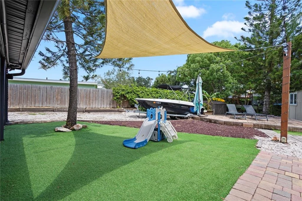 Photo of 6809 WILLOUGHBY LANE