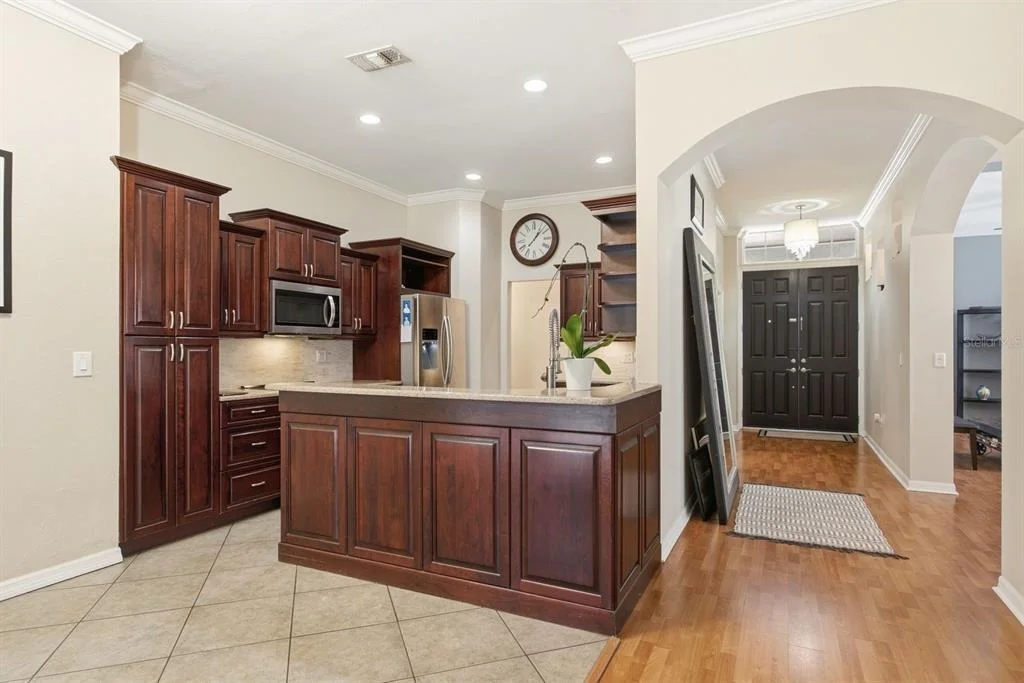 Photo of 141 OLD OAK CIRCLE