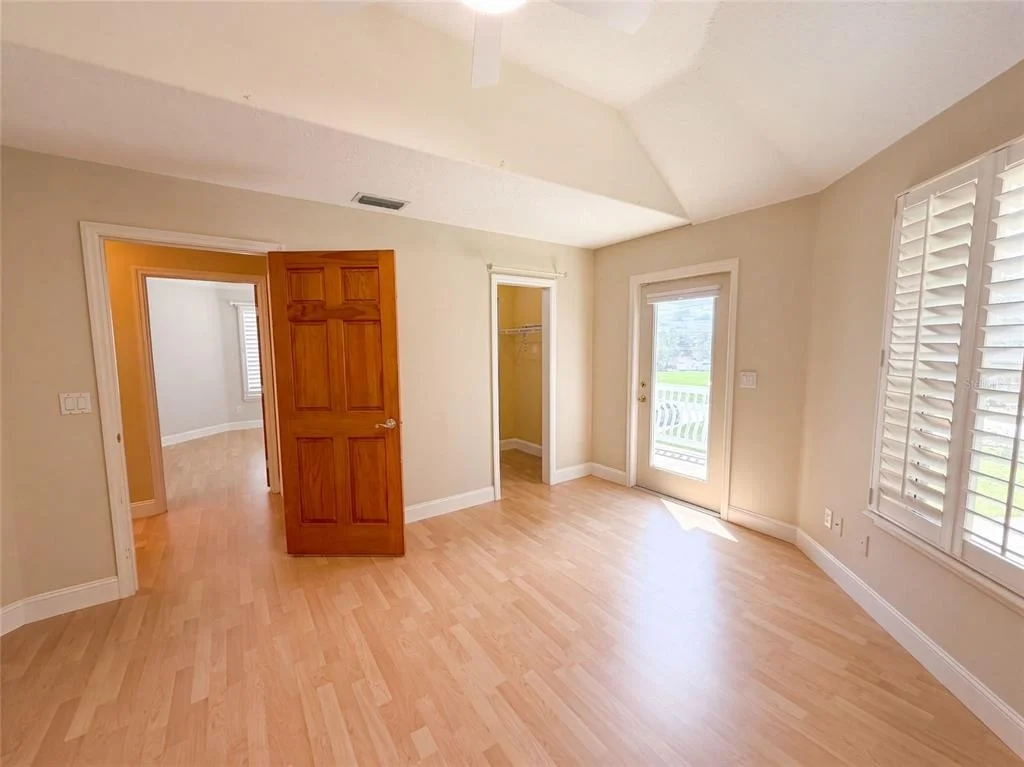 Photo of 4335 SE 8TH STREET