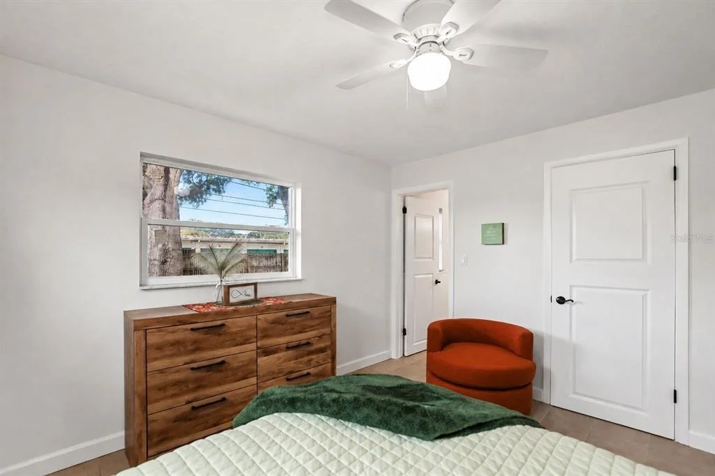 Photo of 482 OAKWOOD DRIVE