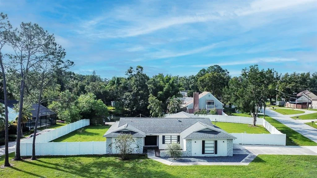 Photo of 18916 GERACI ROAD