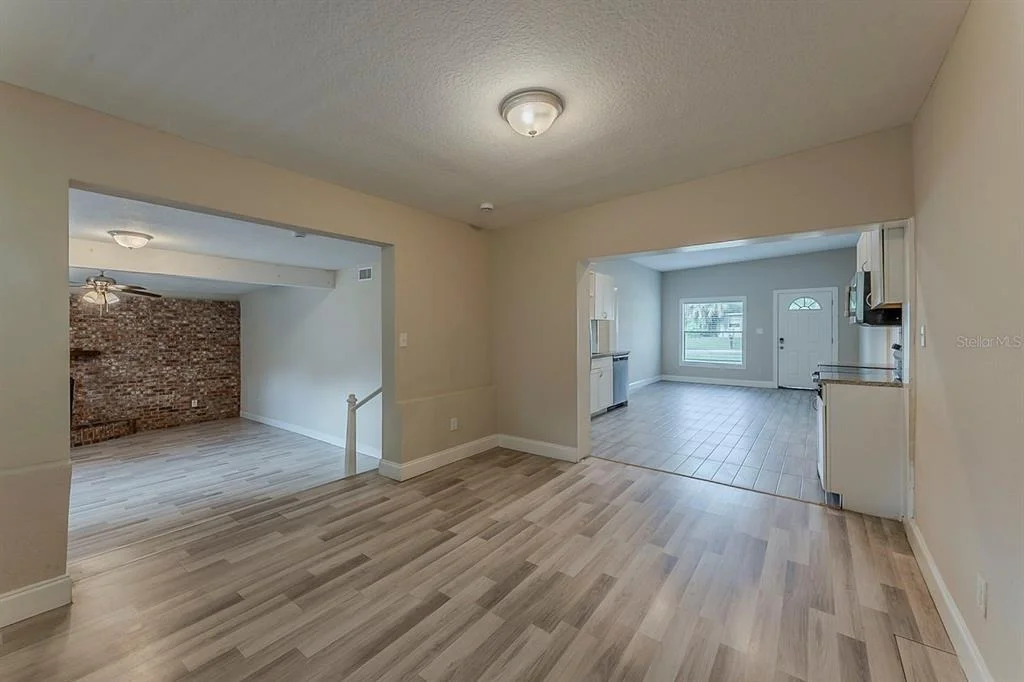 Photo of 1007 EMERALDA ROAD