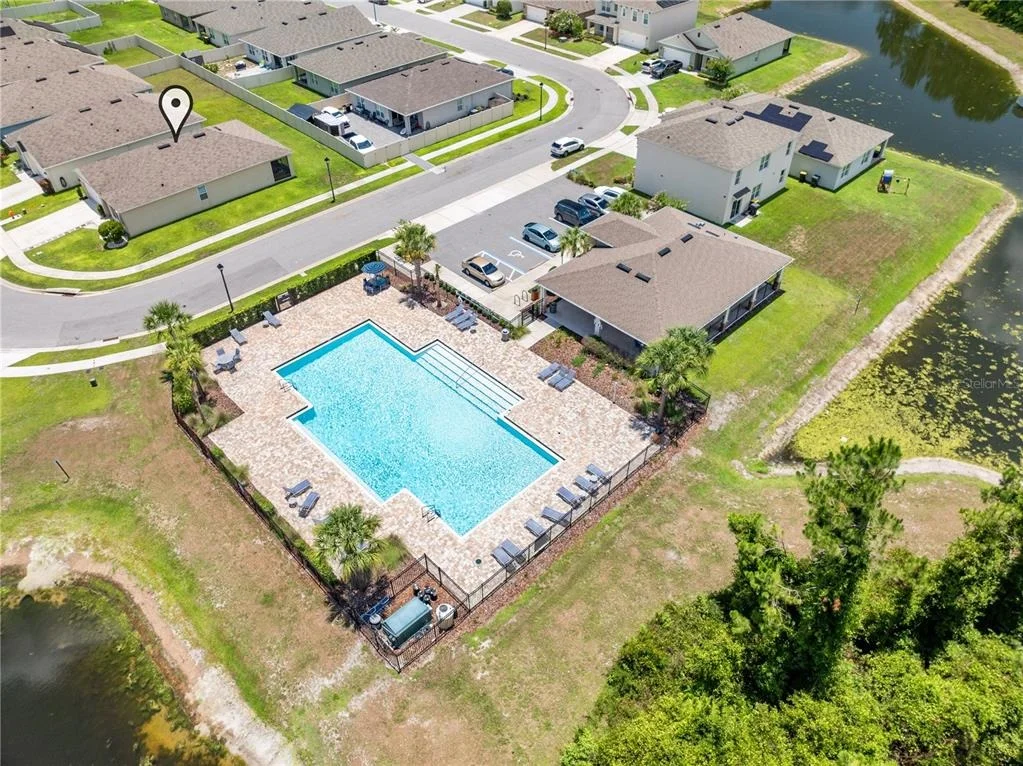 Photo of 1242 IGUANA LOOP