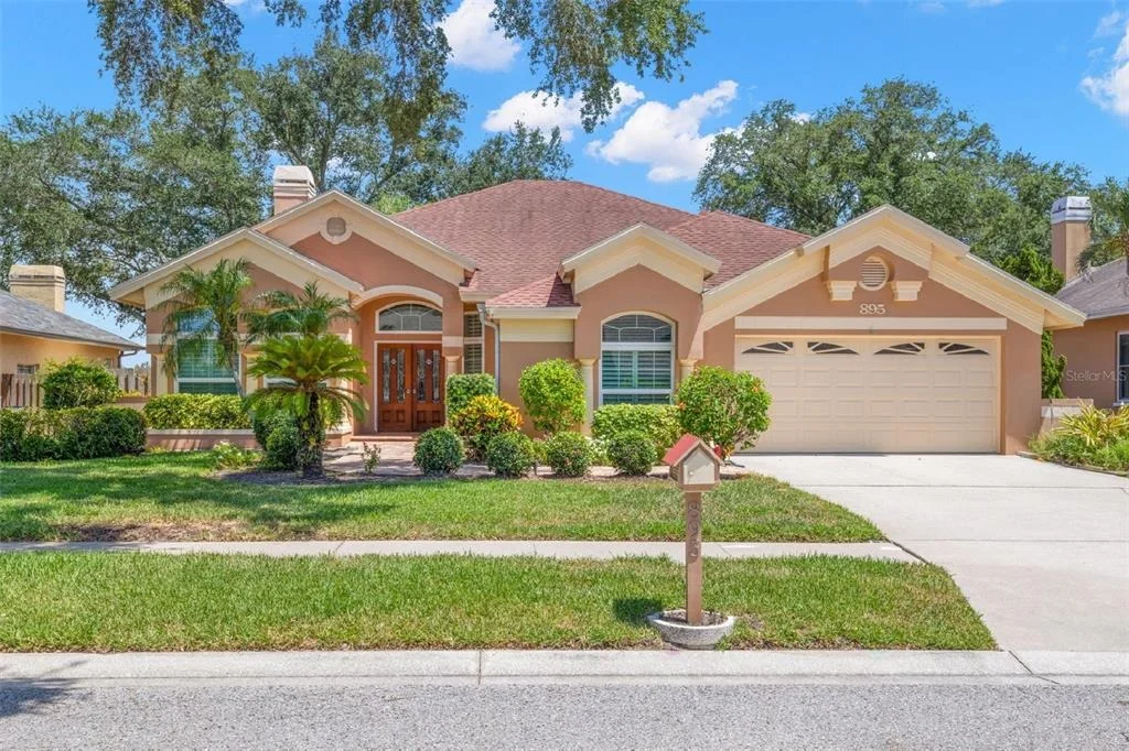 Photo of 895 WHIPPOORWILL DRIVE