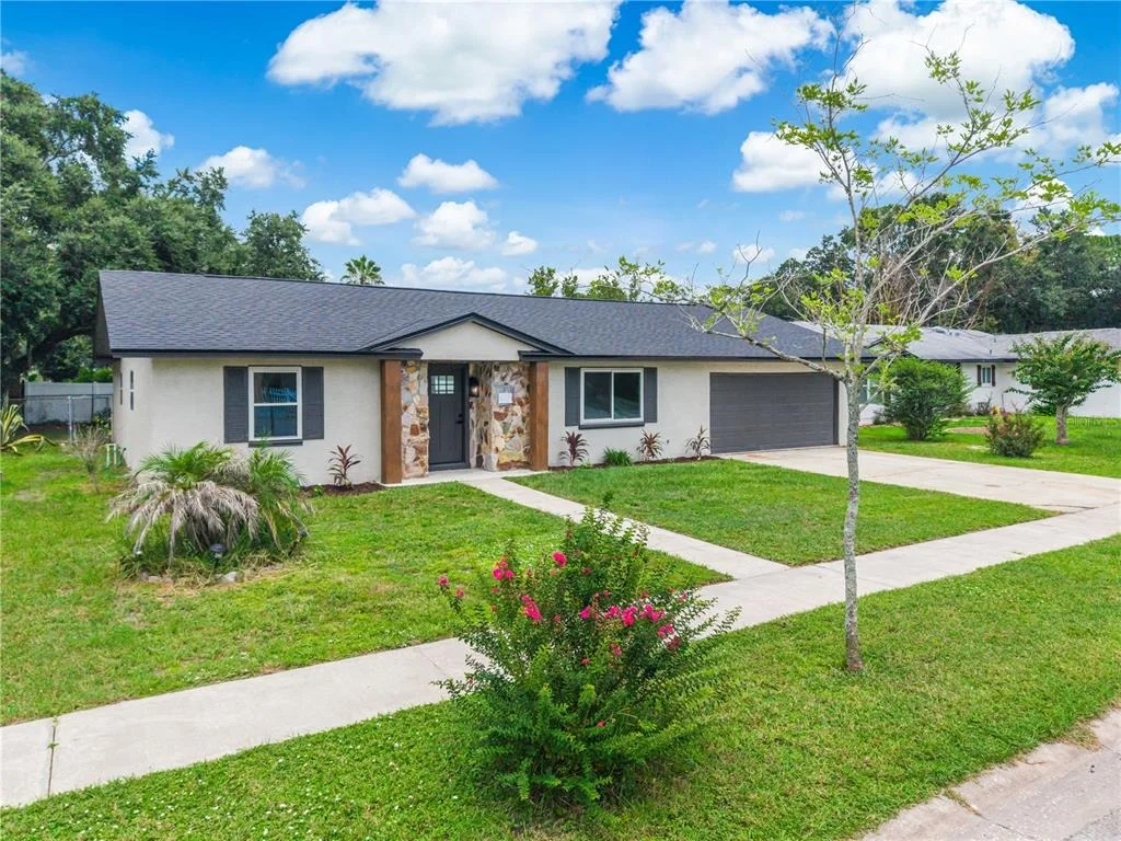 Photo of 8624 BAYLOR CIRCLE