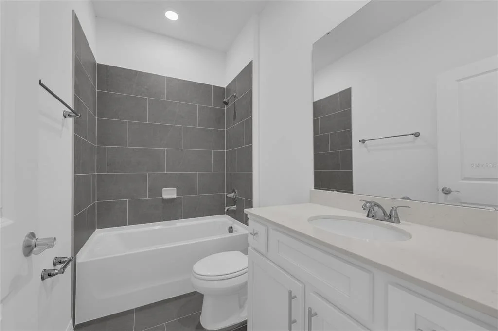 Photo of 1830 HORSETAIL DRIVE