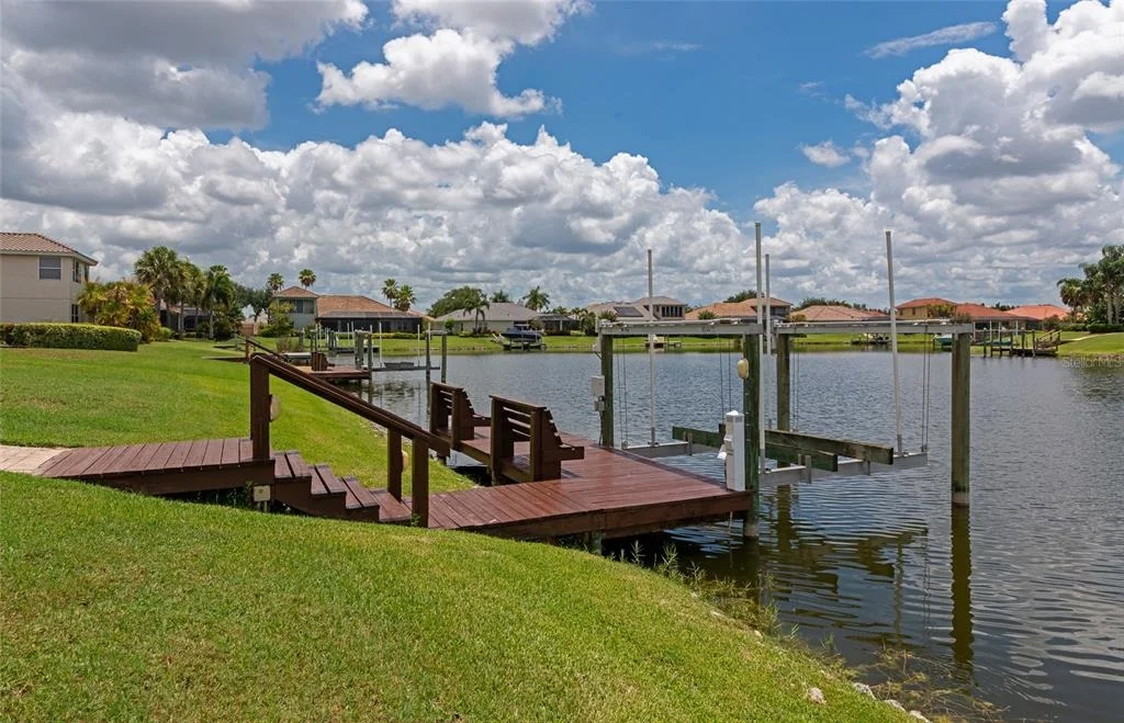 Photo of 10412 WINDING STREAM WAY