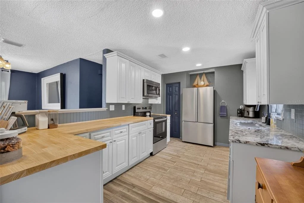 Photo of 16460 NE 25TH LANE