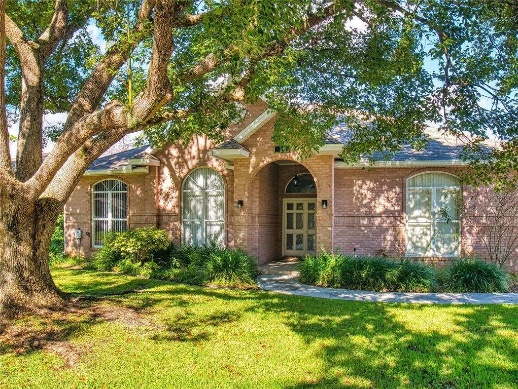 Photo of 71 CARRIAGE CREEK WAY