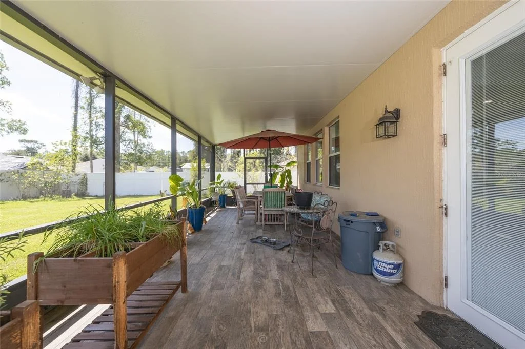 Photo of 6 RYBARK LANE