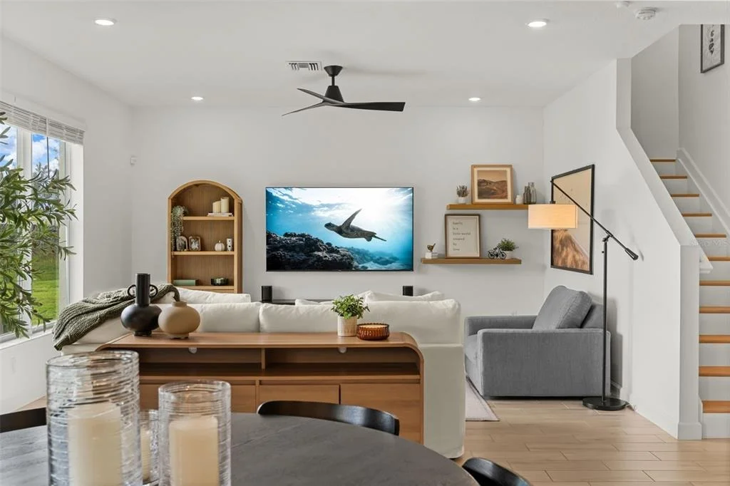 Photo of 660 VERIDIAN CIRCLE NW
