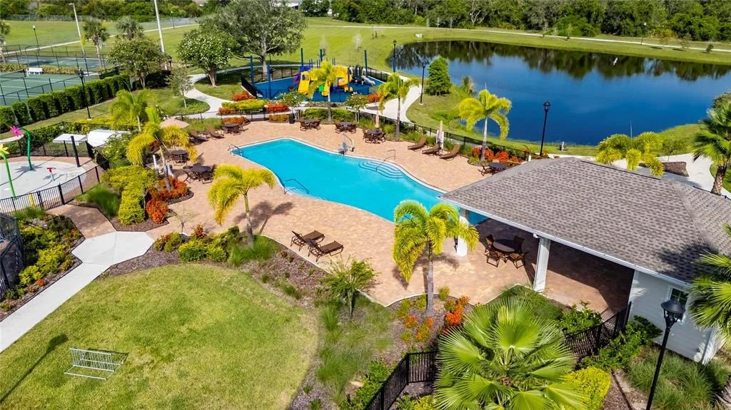 Photo of 7629 DEVONBRIDGE GARDEN WAY