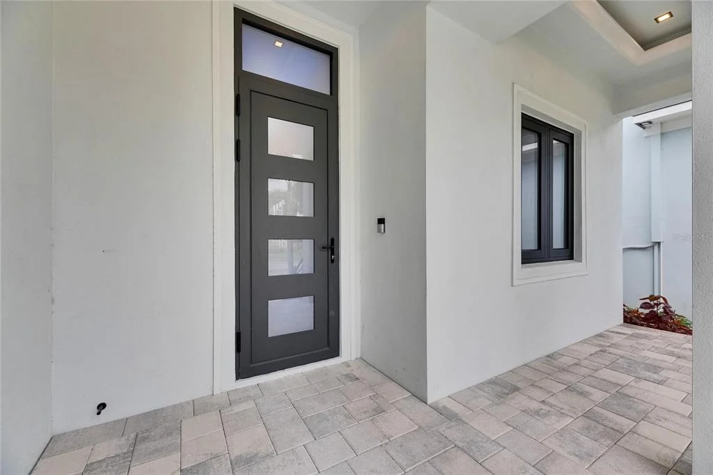 Photo of 6528 SIMONE SHORES CIRCLE
