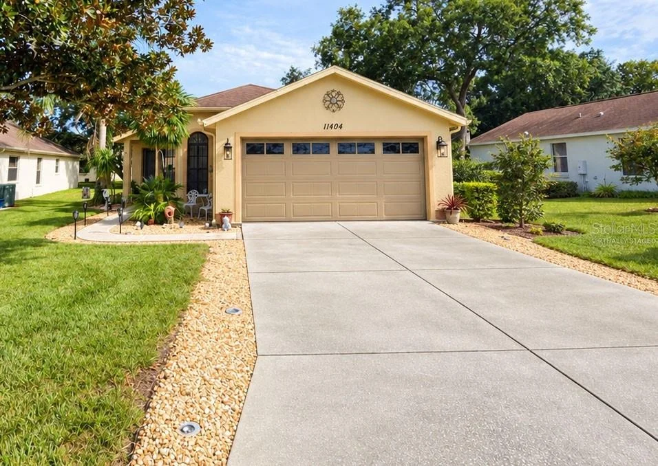 Photo of 11404 DEERCROFT COURT