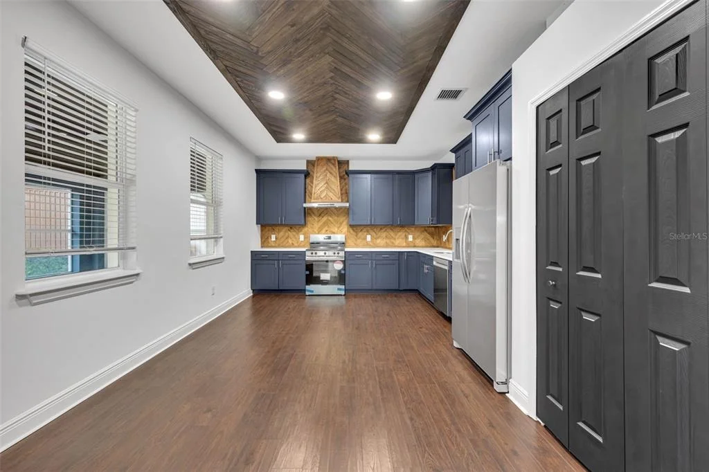 Photo of 2436 LAKEVIEW HEIGHTS