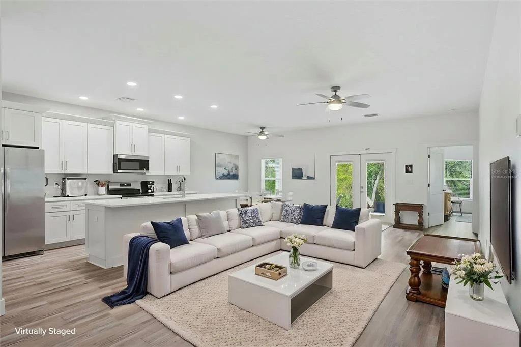Photo of 6454 FREEPORT DRIVE